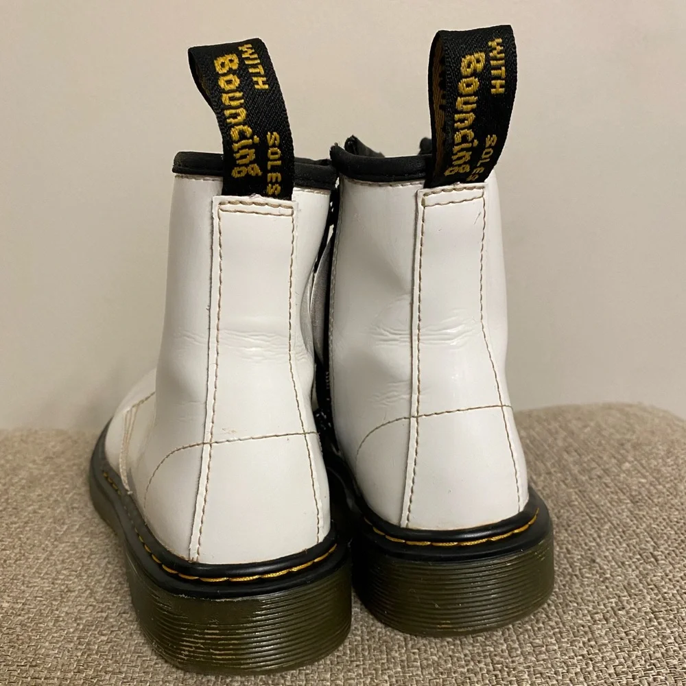 Dr. Martens Combs Little Kid Boot in White Patent Leather